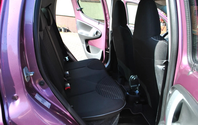 Peugeot 107 cena 19999 przebieg: 125000, rok produkcji 2013 z Szczebrzeszyn małe 667